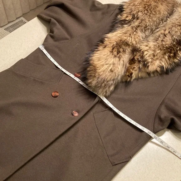 Vintage Gemini Army Green 100% Wool Trench Coat with Raccoon Fur Collar Women XL - Picture 12 of 16